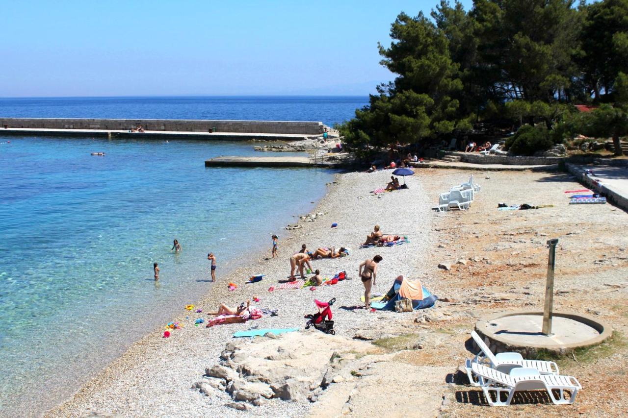 Apartments By The Sea Veli Losinj, Losinj - 8031 外观 照片